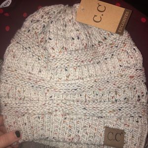 Oatmeal CC beanie NWT